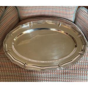 Christofle. Plat à contours en métal argenté. 