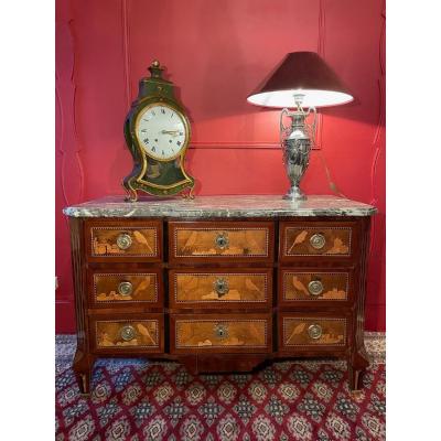 Commode D’époque Transition Louis XV - Louis XVI « marqueterie Aux Oiseaux «  XVIII Ème.