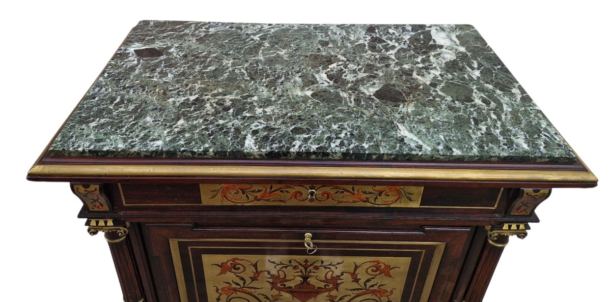 Lady's Secretary -photo-2