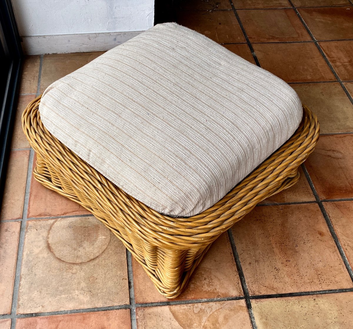 Carré Pouf Ou Repose Pied En Rotin-photo-3