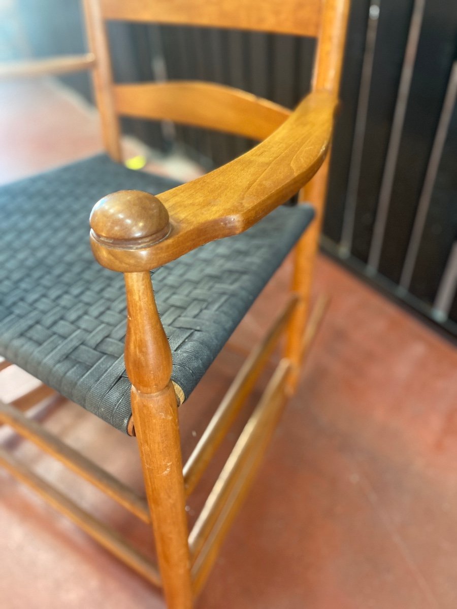Rocking Chair -photo-1