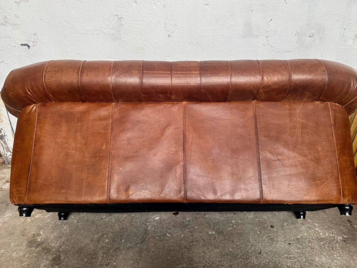 Antique Chesterfield Sofa In Tan Leather -photo-3