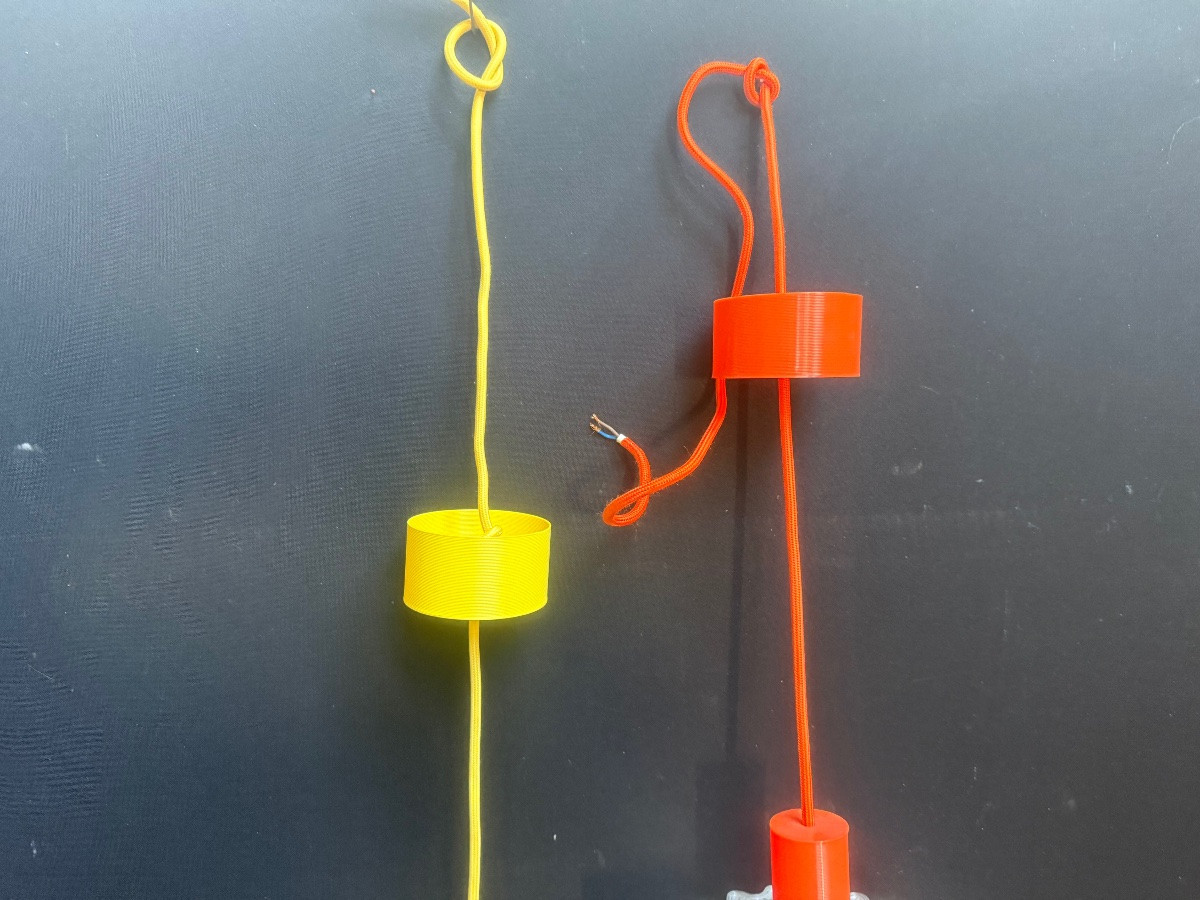 paire de suspensions de couleur plastique -photo-8
