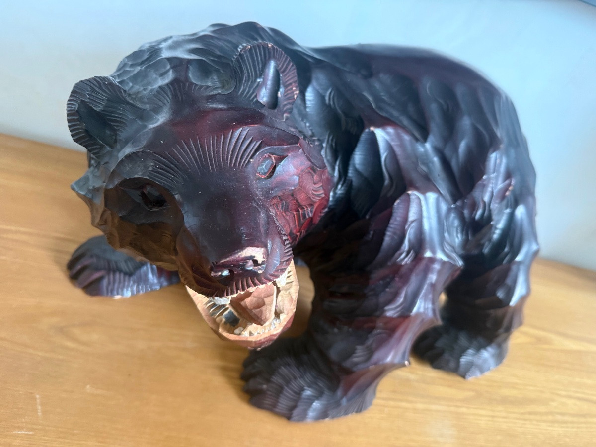 Hokkaido Japanese Bear Carved Wood-photo-4