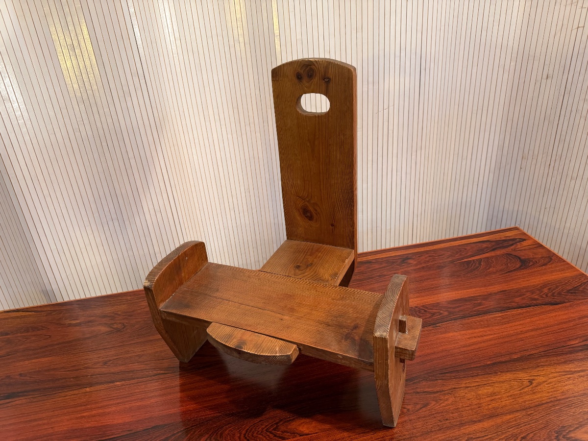 chaise constructiviste en pin Scandinavie circa 50-photo-1
