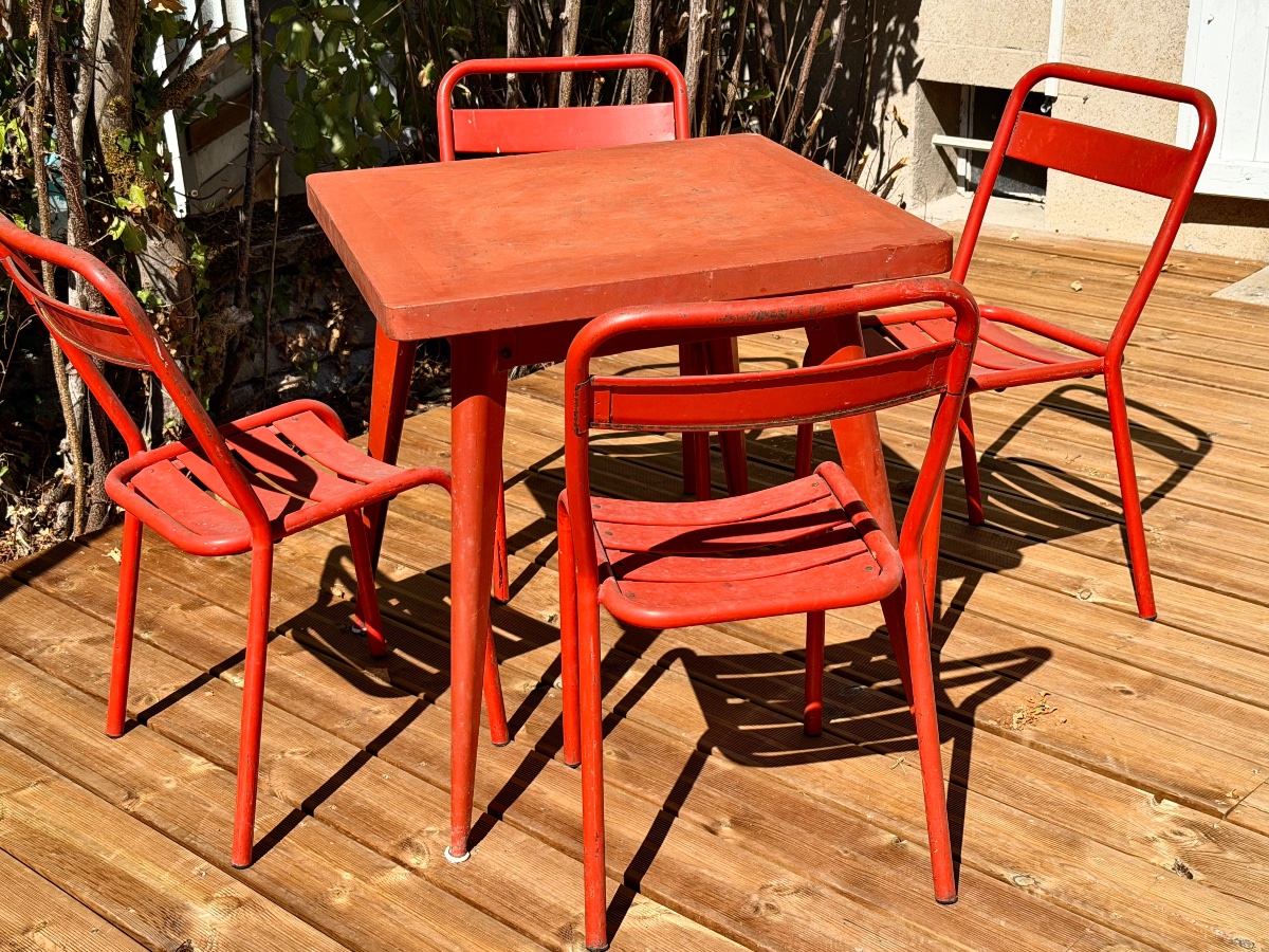 A T 55 Tolix Table And 4 Red T1 Chairs 