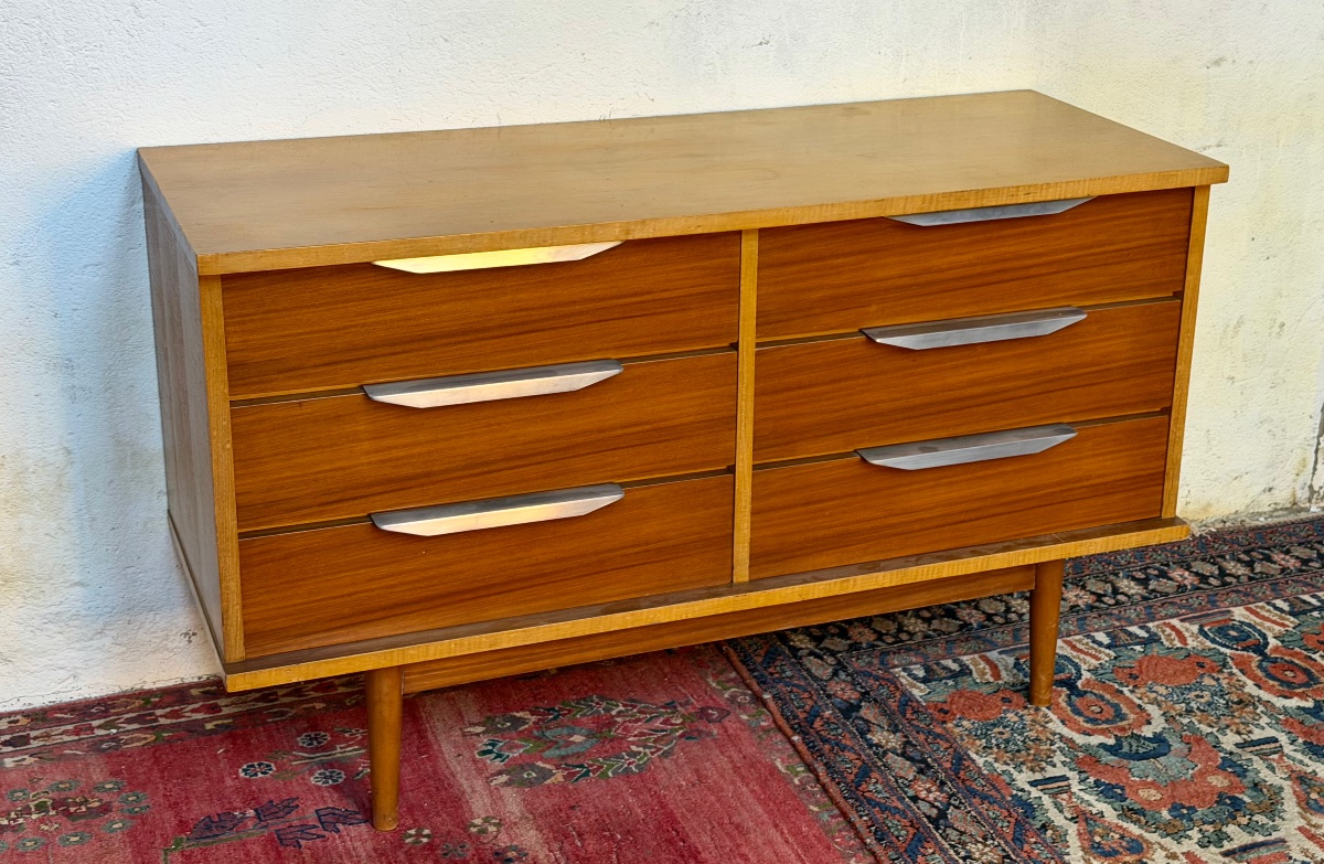 commode vintage -photo-1