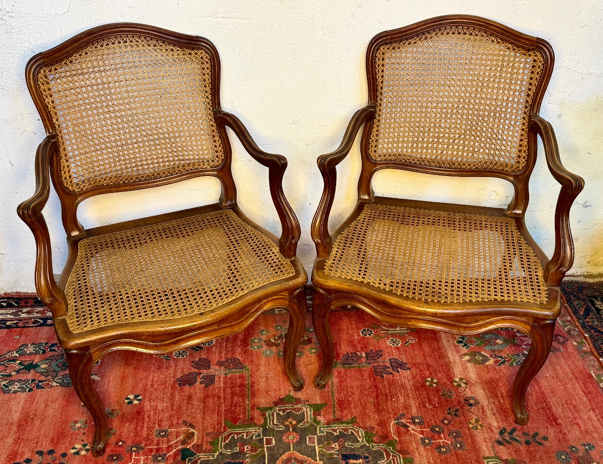 paire de fauteuils style lxv cannés noyer -photo-4
