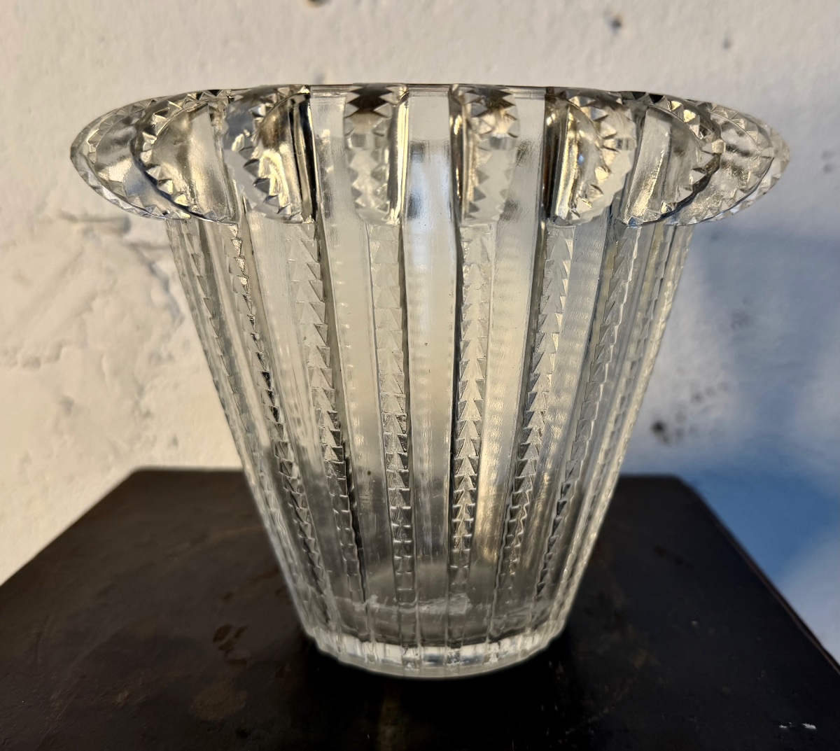 R Vase By Lalique, Formerly Owned By The Marquise De Sévigné In Paris 