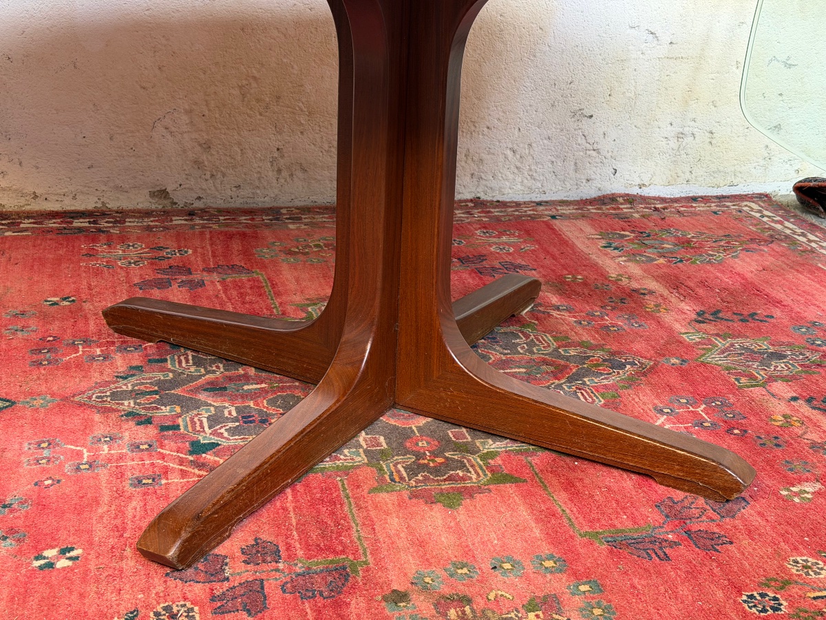 Bauman Vintage Round Extendable Table-photo-5