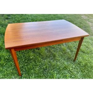 Scandinavian Extendable Teak Dining Table