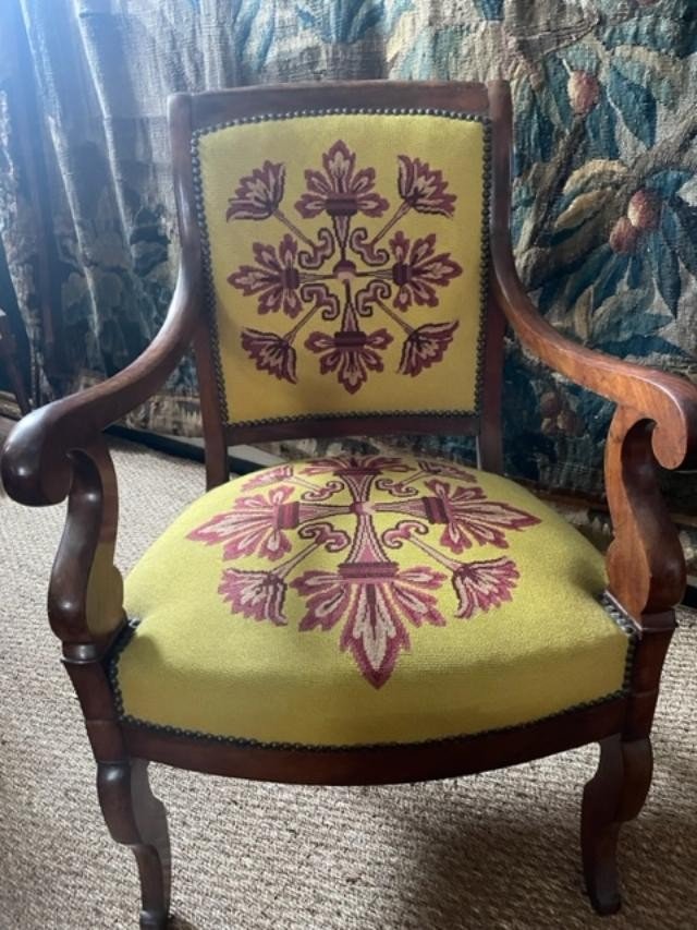 Pair Of Early 19th Century Mahogany Armchairs From The Restoration Period.-photo-2