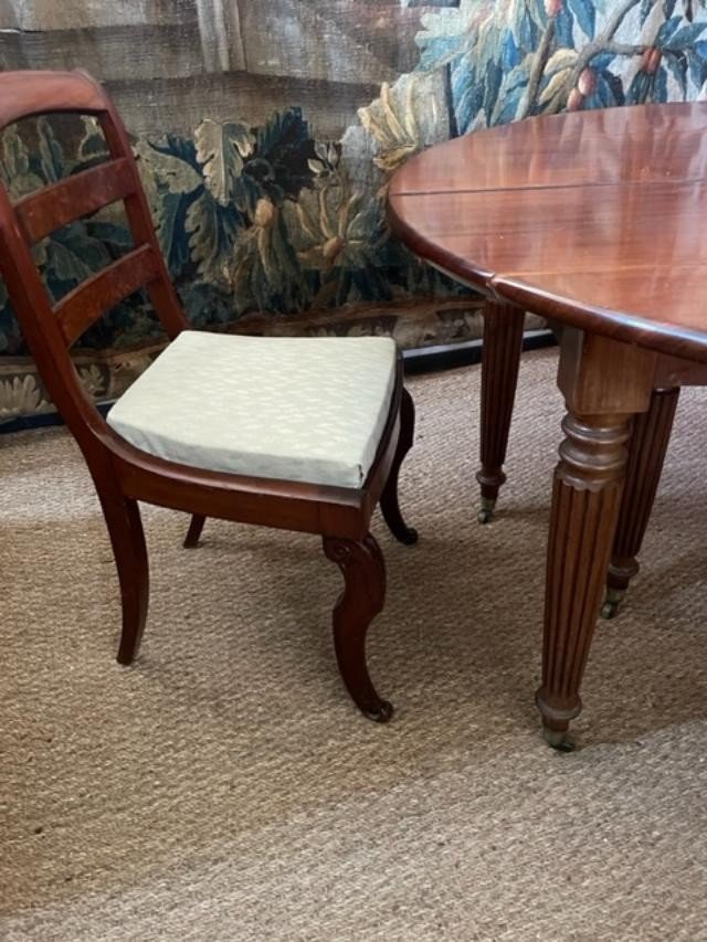 6-legged Mahogany Table From The Restoration Period-photo-4