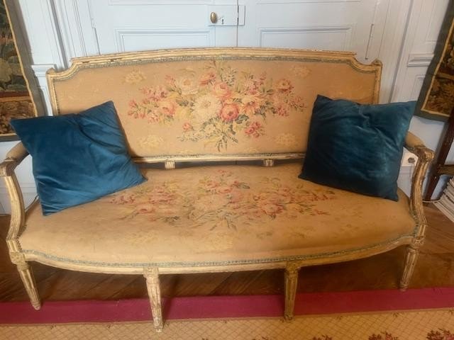 Canap&eacute; en bois laqu&eacute; d&#039;&eacute;poque Louis XVI-photo-2