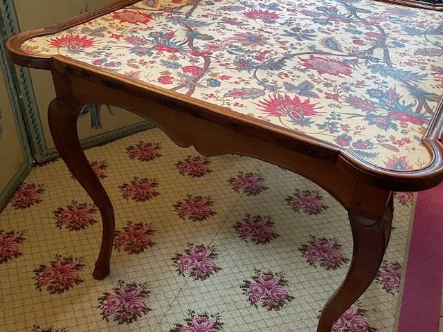 18th Century Walnut Coffee Table From The Louis XV Period-photo-1