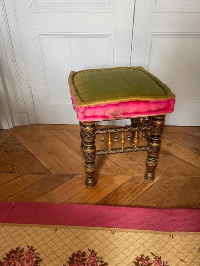 Curious Stool In Blackened And Gilded Wood With Neo-gothic Decoration.-photo-2