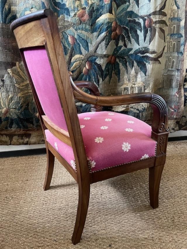 Suite de 8 fauteuils en acajou au modèle d'époque empire-photo-6
