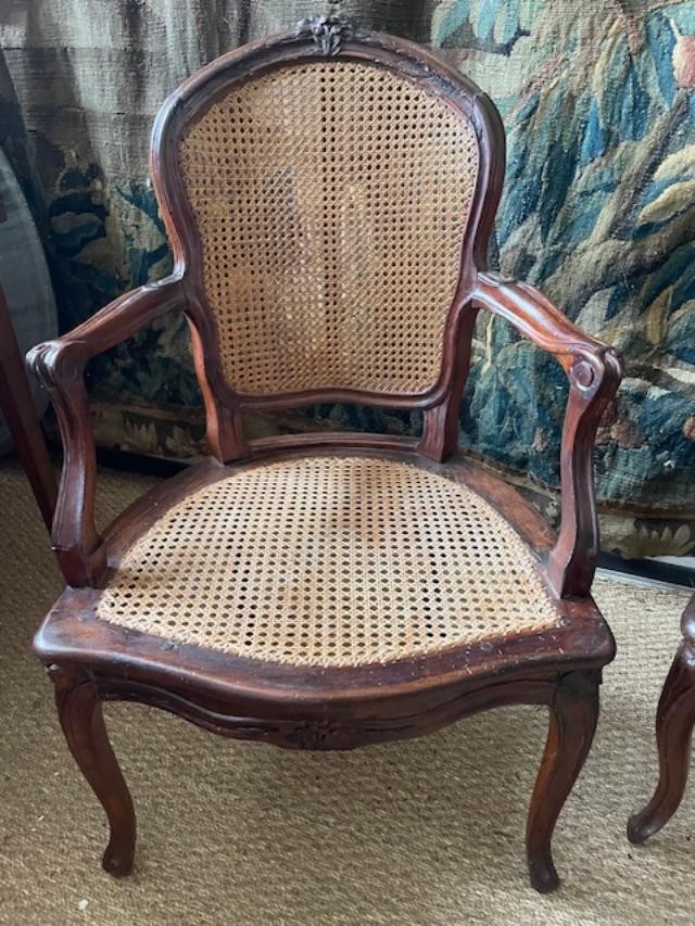 Paire de fauteuils cann&eacute;es d&#039;&eacute;poque Louis XV-photo-3