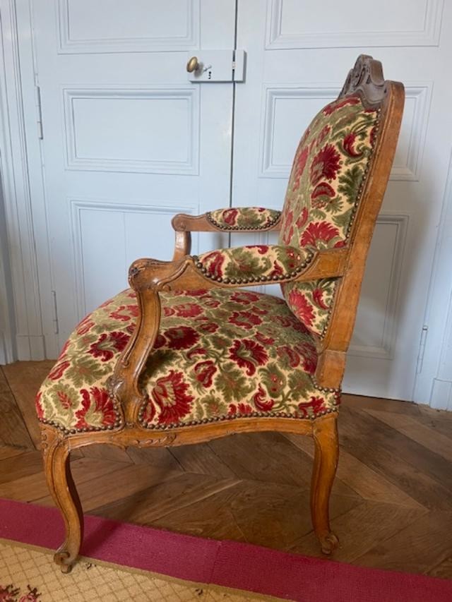 Fauteuil 18 &egrave;me &agrave; dossier plat en bois naturel d&#039;&eacute;poque Louis XV-photo-3