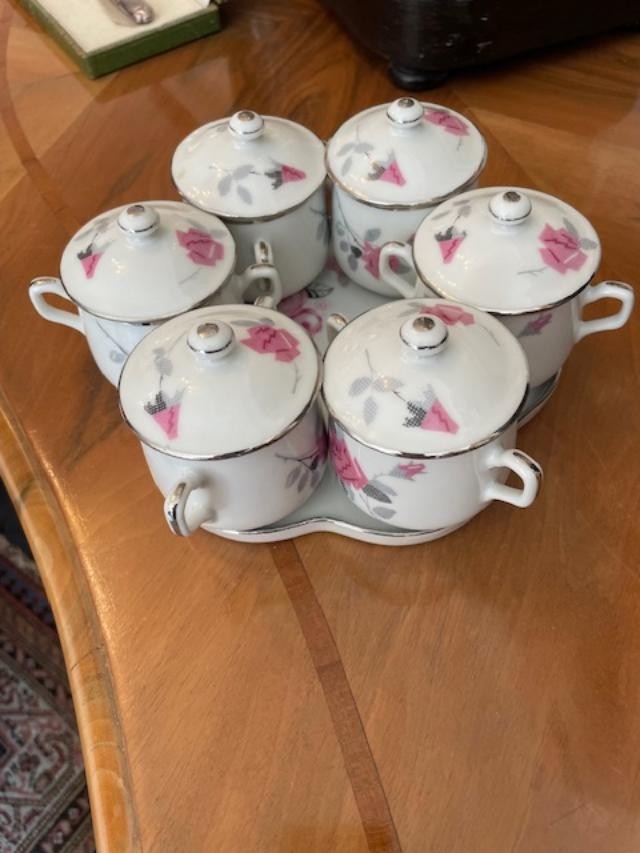White Porcelain Cream Service With Silver And Pink Trim.-photo-3