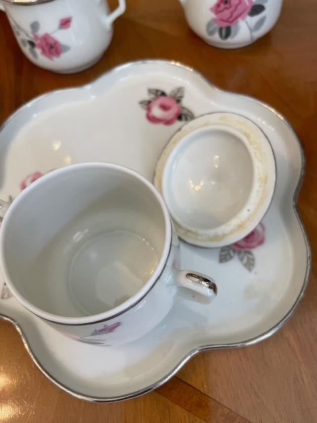 White Porcelain Cream Service With Silver And Pink Trim.-photo-1