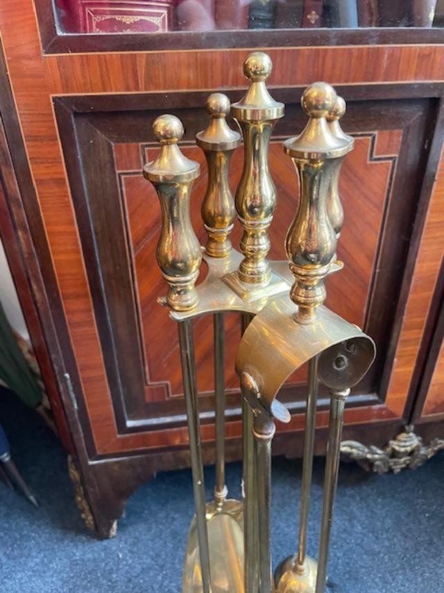 serviteur de chemin&eacute;e en bronze-photo-2