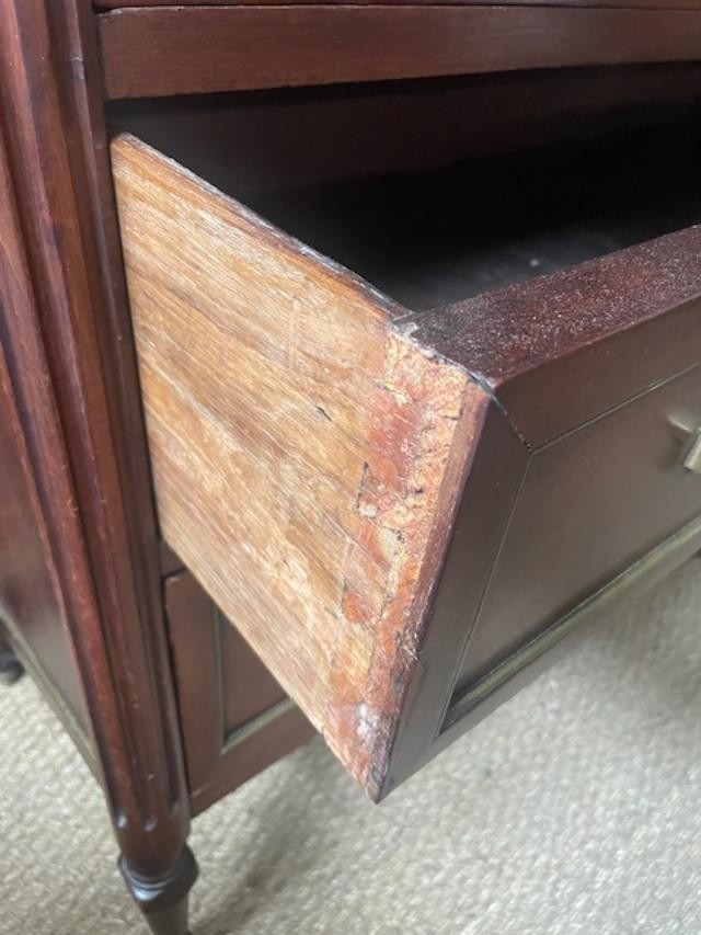 Petite commode 18 &egrave;me en acajou d&#039;&eacute;poque Louis XVI-photo-5