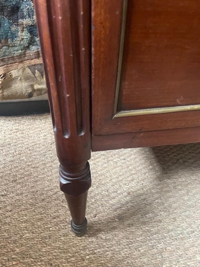 Petite commode 18 &egrave;me en acajou d&#039;&eacute;poque Louis XVI-photo-6