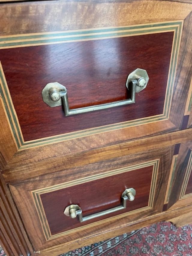 Commode sauteuse 18 ème en bois de placage , Epoque Louis XVI-photo-1