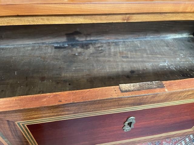 Commode sauteuse 18 ème en bois de placage , Epoque Louis XVI-photo-6