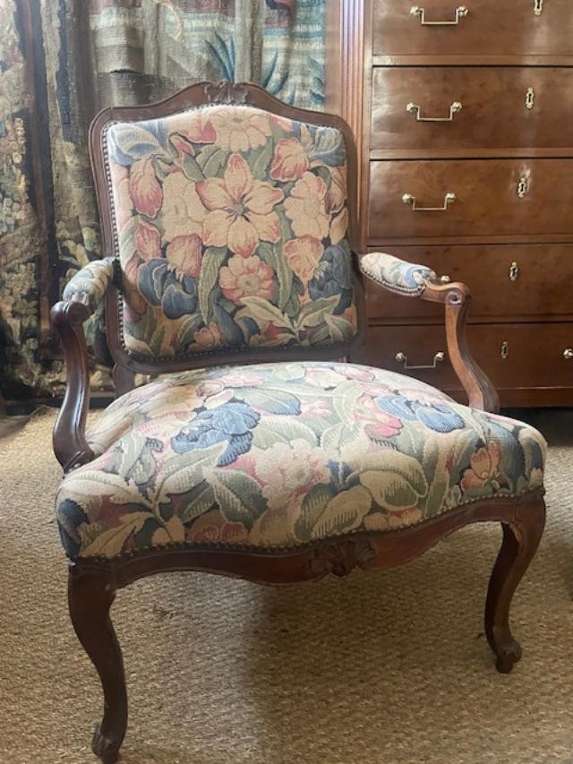 Two 18th Century Queen Armchairs, Forming A Pair, Louis XV Period-photo-2
