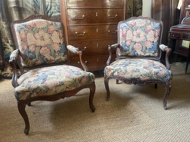 Two 18th Century Queen Armchairs, Forming A Pair, Louis XV Period