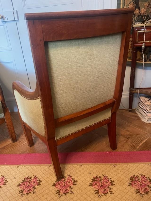 Large And Comfortable Pair Of Natural Wood Armchairs From The Empire Period-photo-2