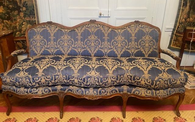 Large 18th Century Sofa In Natural Wood From The Louis XV Period