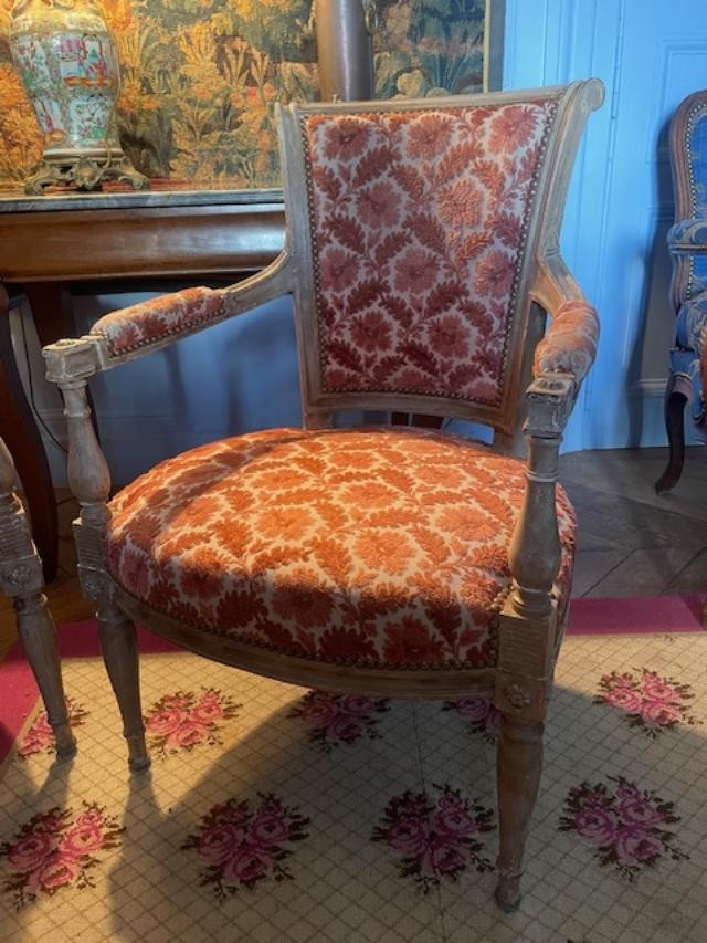 Pair Of Directoire Period Armchairs In Cream Lacquered Wood-photo-2