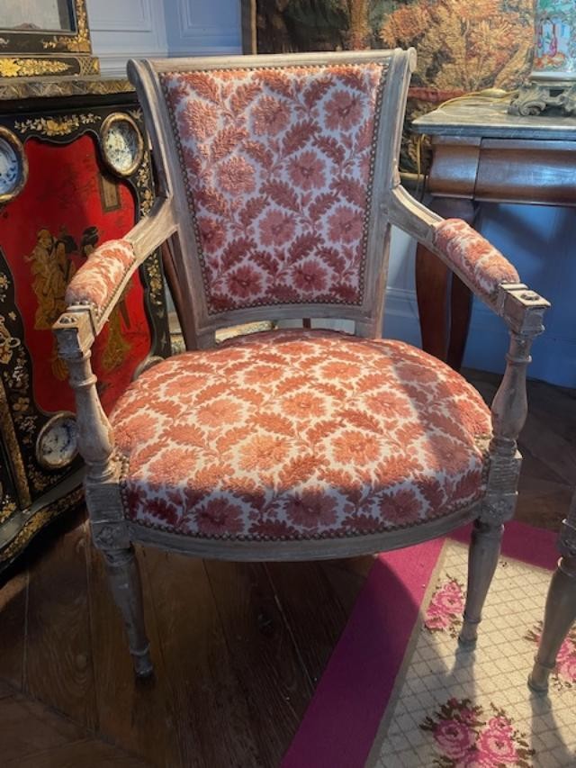 Pair Of Directoire Period Armchairs In Cream Lacquered Wood-photo-3