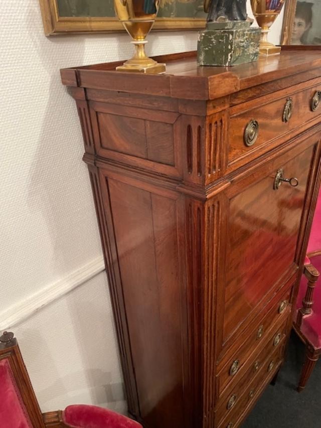 Petit secrétaire en acajou de la fin de l'époque Louis XVI-photo-4