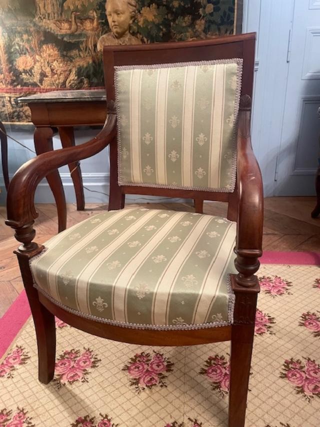 Paire de fauteuils en acajou début 19 ème-photo-2