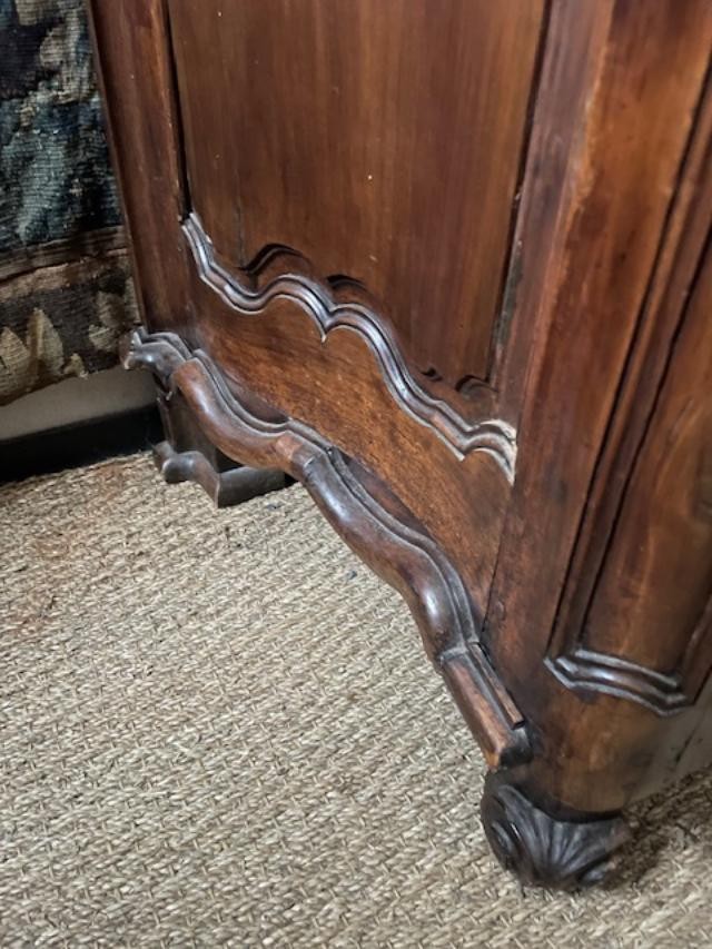 18th Century Chest Of Drawers In Natural Wood With A Wavy Side.-photo-3