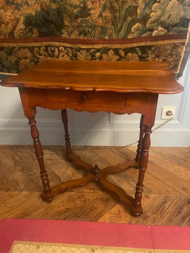 Small 17th-century Style Natural Wood Table