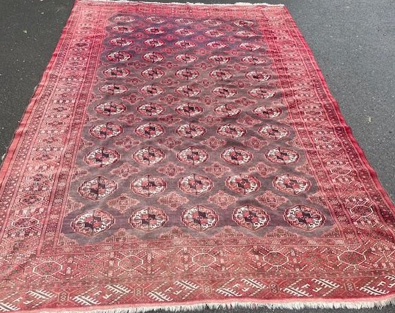 Grand tapis Boukhara milieu XX ème