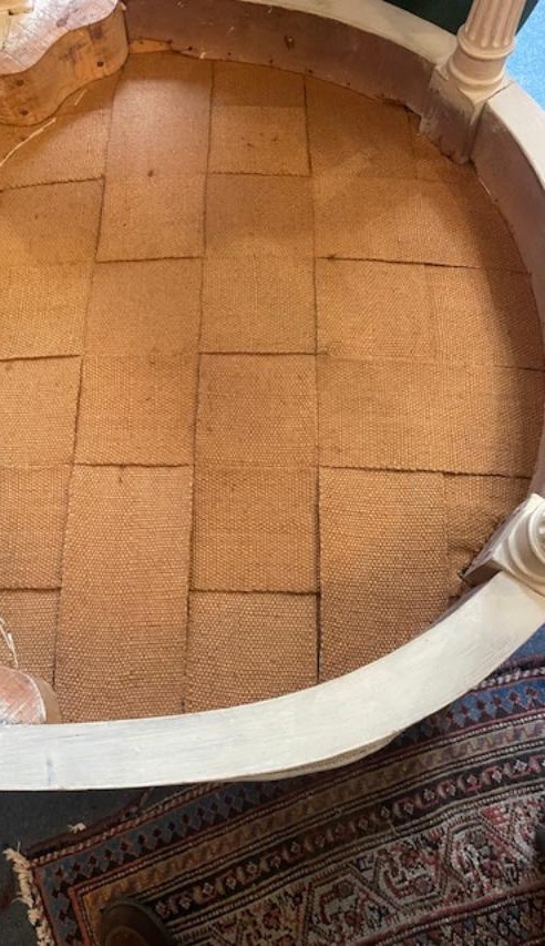 Bergère en bois mouluré etsculpté d'époque Louis XVI-photo-3