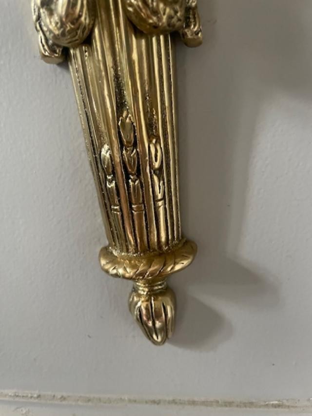 Pair Of Louis XVI Style Wall Sconces In Gilt Bronze -photo-6