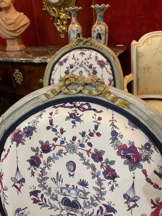 Suite de quatre fauteuils 18 ème  médaillons d'époque Louis XVI-photo-3