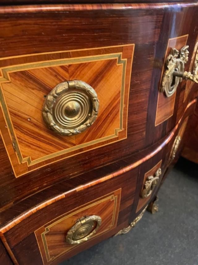Petite commode d'entre deux 18 ème en marqueterie d'époque Louis XV-photo-4