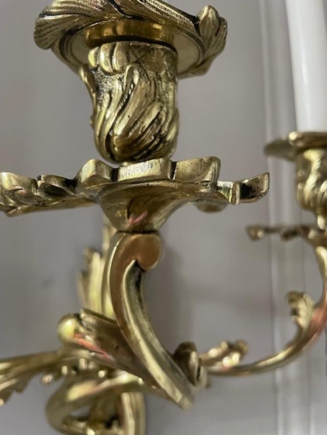 Grande paire d'appliques en bronze doré de style Louis XV-photo-1