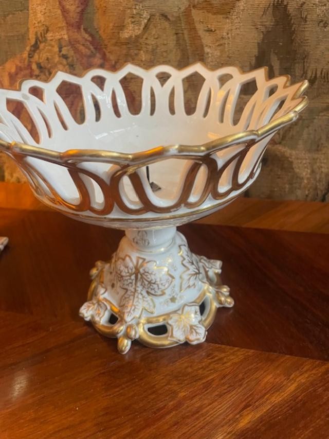 Paire de coupes à fruits en porcelaine de Paris-photo-1