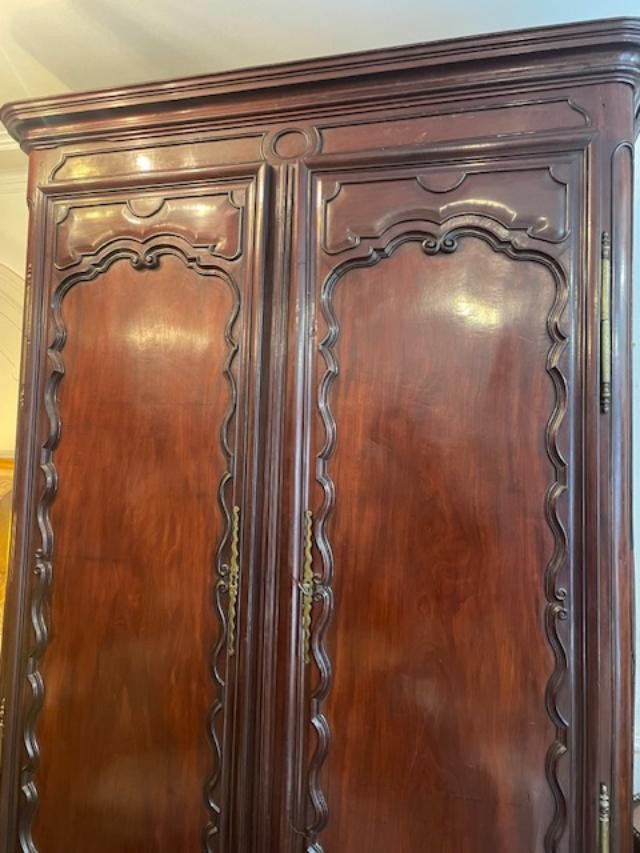 Importante armoire Nantaise 18 ème en acajou de cuba d'époque Louis XV-photo-2