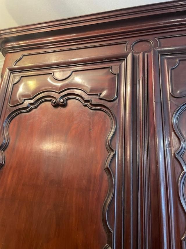 Importante armoire Nantaise 18 ème en acajou de cuba d'époque Louis XV-photo-4