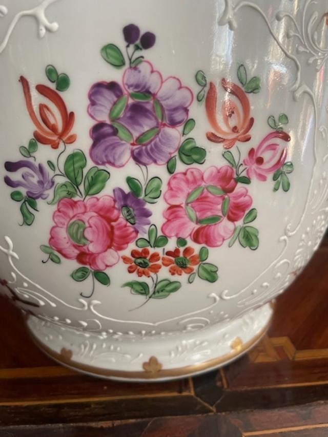 SAMSON cache-pot en porcelaine à décor d'armoiries;-photo-1